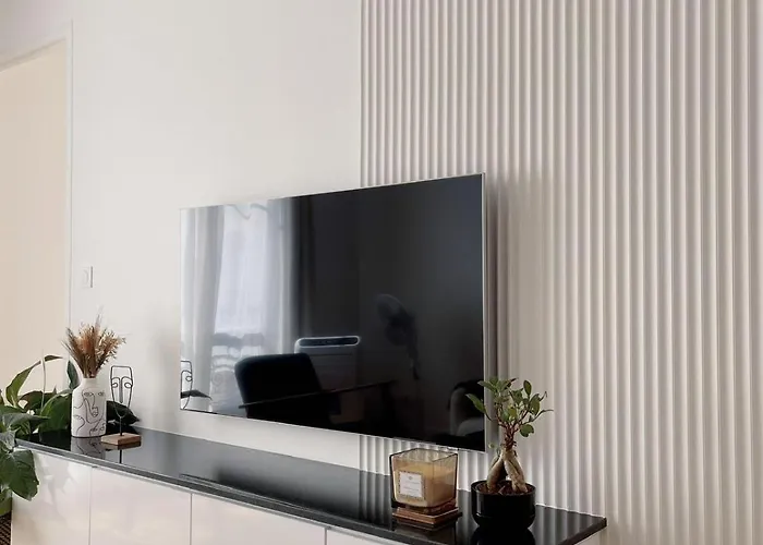Appartamento Exclusive Flat By Luxuio - Nearby Eiffel Tower *